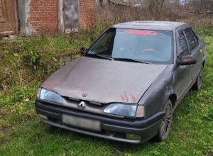 В Калининградской области у отца двоих детей изымают автомобиль из-за задолженности, которую он не совершал