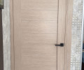 Продам межкомнатную распашную дверь