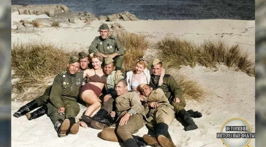 Балтийский пляжный сезон 1945 года: кадры с Борнхольма