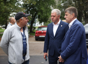 В Заксобрании подвели итоги августовских обращений калининградцев: голуби, мусор и дороги