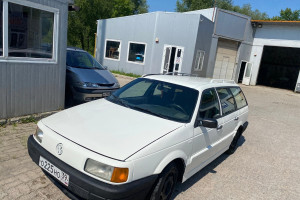 Volkswagen Passat, 1989