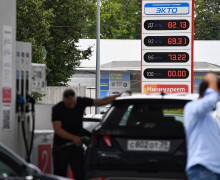 Очереди на калининградских АЗС сократились, но сохраняются