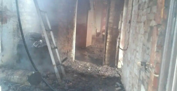 Пожар в Гвардейском районе: в поселке Красный Яр сгорели кровля и две квартиры
