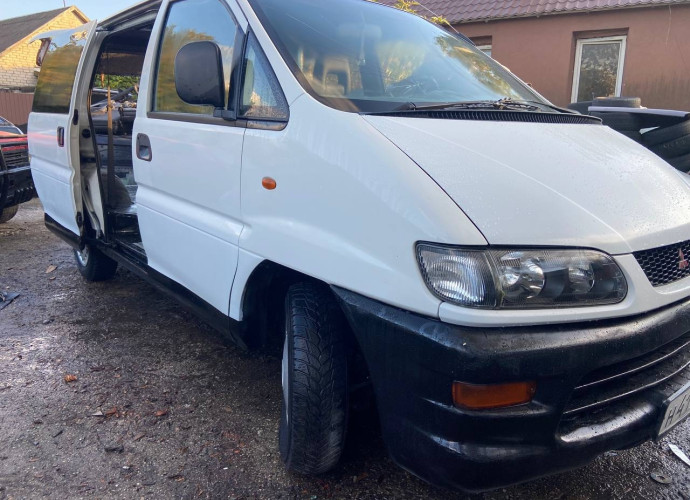 Mitsubishi Другая, 