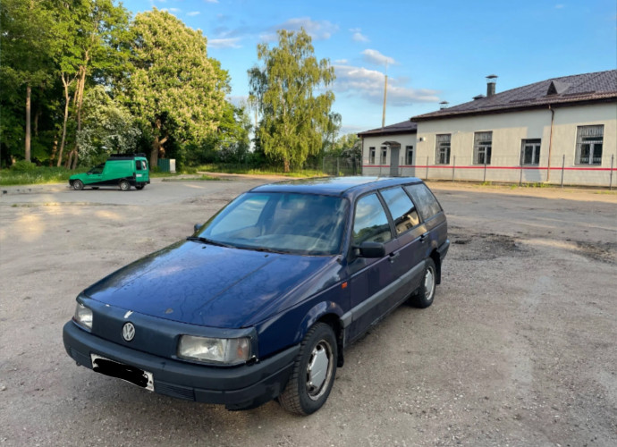 Volkswagen Passat, 1992