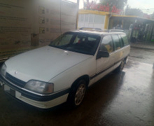 Opel Omega, 