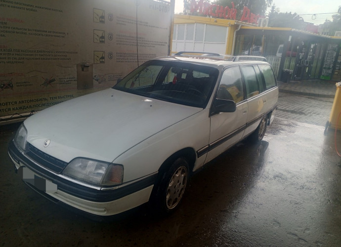 Opel Omega, 