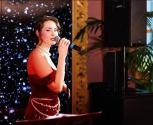 Весенний репертуар театра Николая Захарова: от байопиков до комедий