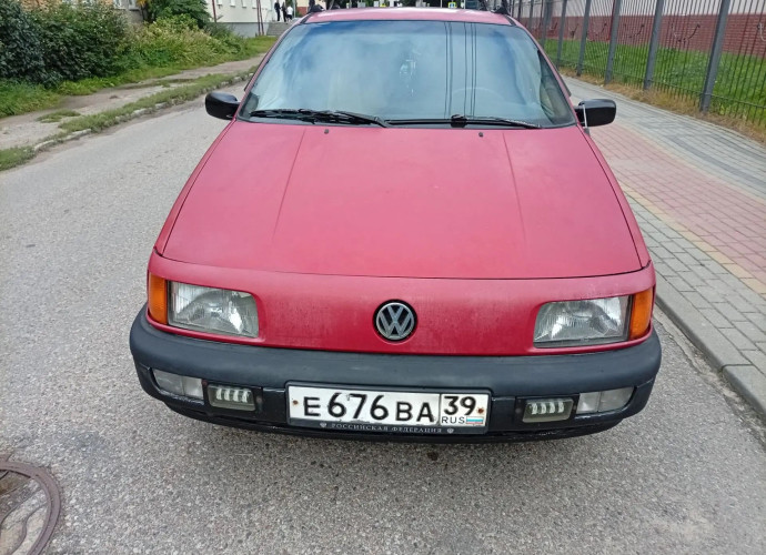 Volkswagen Passat, 1989