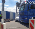 На выезде с двухъярусного моста в Калининграде образовалась пробка из-за ДТП