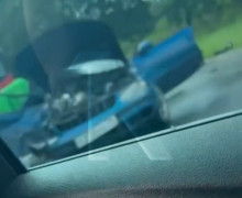 Утром на выезде из Калининграда произошло столкновение двух автомобилей