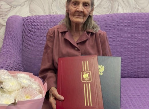 Труженица тыла из Калининграда отметила столетний юбилей