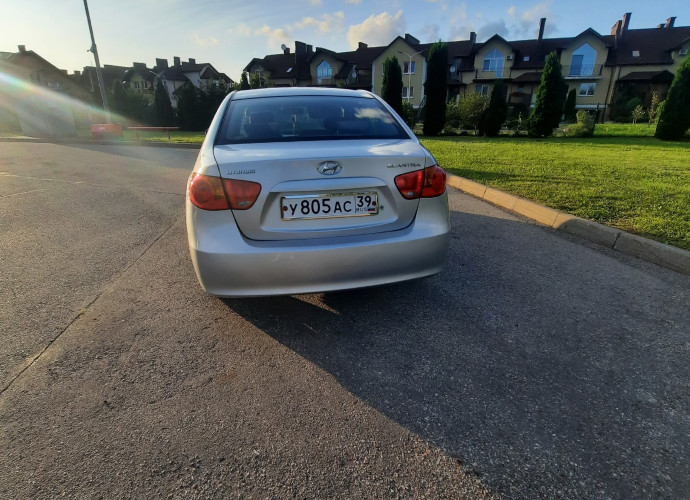 Hyundai Elantra, 