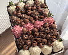 Бельгийский и итальянский шоколад, фрукты в шоколаде