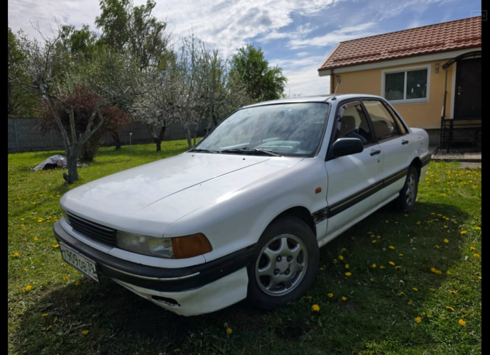 Mitsubishi Galant, 1988
