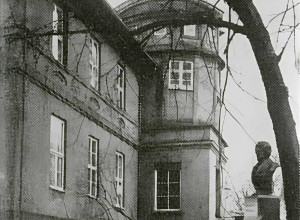 Кёнигсберг: место упокоения Бесселя у стен обсерватории