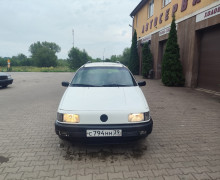Volkswagen Passat, 1989