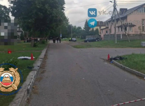 В Калининграде автомобиль сбил трёх пешеходов, погиб ребёнок