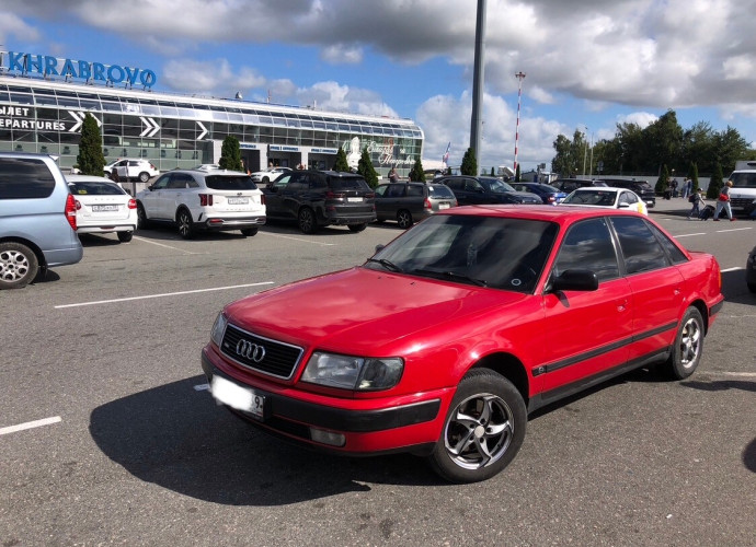 Audi 100, 