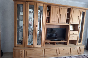 Продам стенку из натурального дерева