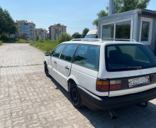 Volkswagen Passat, 1989