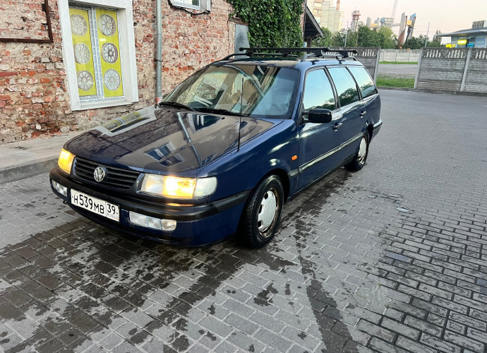 Volkswagen Passat, 1995