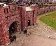 Афиша выходных 3–5 апреля: штурм Кёнигсберга, «Мельница», «ПилОт» и фестиваль «Ботаника»