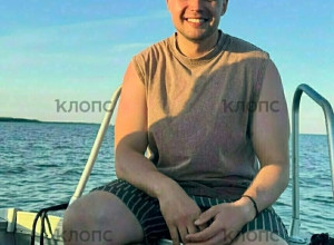 Спасатель с Балтийской косы вытащил из шторма девочку, потерявшую брата
