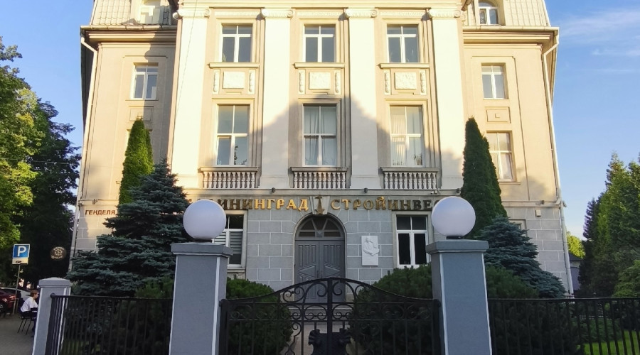 Прогулки по Калининграду: как выбрать улицу для вечерней прогулки