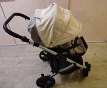 Отдам даром коляску