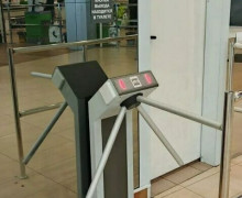 Калининградка дважды заплатила за туалет в ТЦ «Виктория» у Южного вокзала, но так и не смогла им воспользоваться