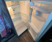 Продам кровать-чердак и холодильник