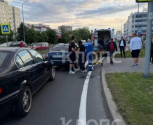В Калининграде на пешеходном переходе пострадал заслуженный работник культуры: пенсионер сломал бедро после конфликта с водителем