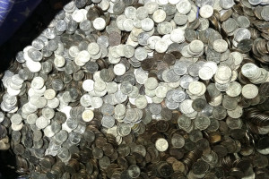 Продам монеты