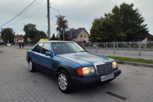 Mercedes-Benz W124, 1986