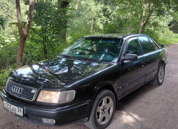 Audi 100, 1993