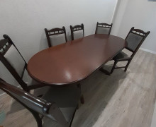 Отдам в хорошие руки: стол, стулья, кровать с матрасом