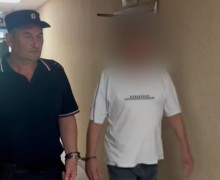 Житель Черняховска зарезал соседа после оскорблений и дождался полиции в подъезде