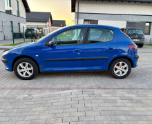 Peugeot 206, 2001