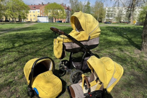Продам коляску 3в1
