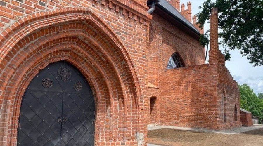 В Железнодорожном завершили работы по сохранению старинной кирхи Гердауэна