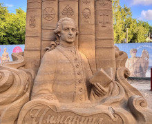 В Светлогорске представили песчаные скульптуры
