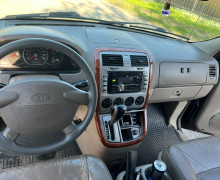 KIA Carnival, 2004