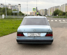 Mercedes-Benz W124, 