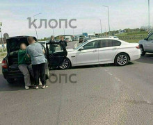 В Холмогоровке на перекрёстке столкнулись Lada и BMW: трое пострадавших