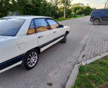 Audi 100, 1987