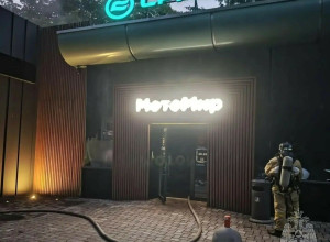 Пожар в магазине мототехники на Дадаева ликвидирован