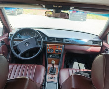 Mercedes-Benz W124, 
