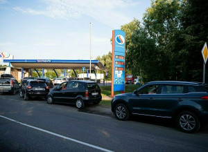 Первый заместитель губернатора Валерий Шерин рассказал о сроках бензиновой лихорадки