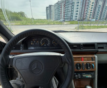 Mercedes-Benz W124, 